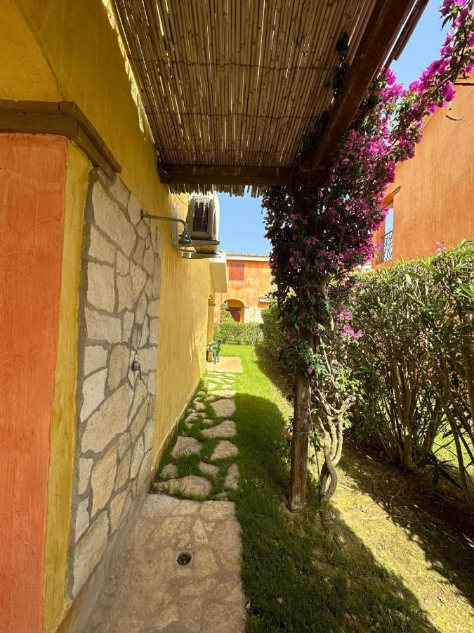 Villa Juniperus Porto Pino SantʼAnna Arresi Exterior foto