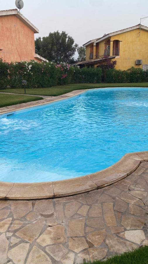Villa Juniperus Porto Pino SantʼAnna Arresi Exterior foto