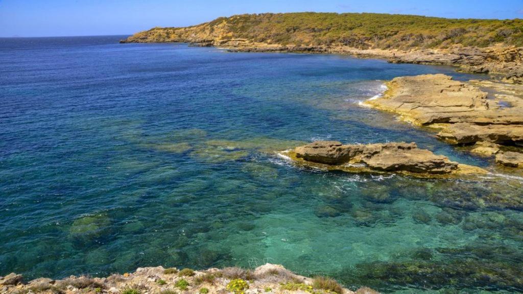 Villa Juniperus Porto Pino SantʼAnna Arresi Exterior foto